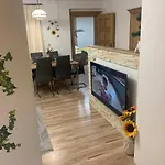 Slunecnice S Terasou شقة تشيسكي بوديوفيتسه